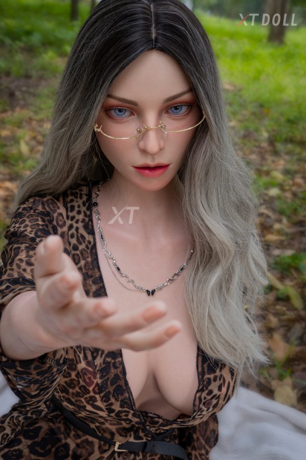 XT Doll Full Silicone 165 Cm E-Cup Melanie - Image 17