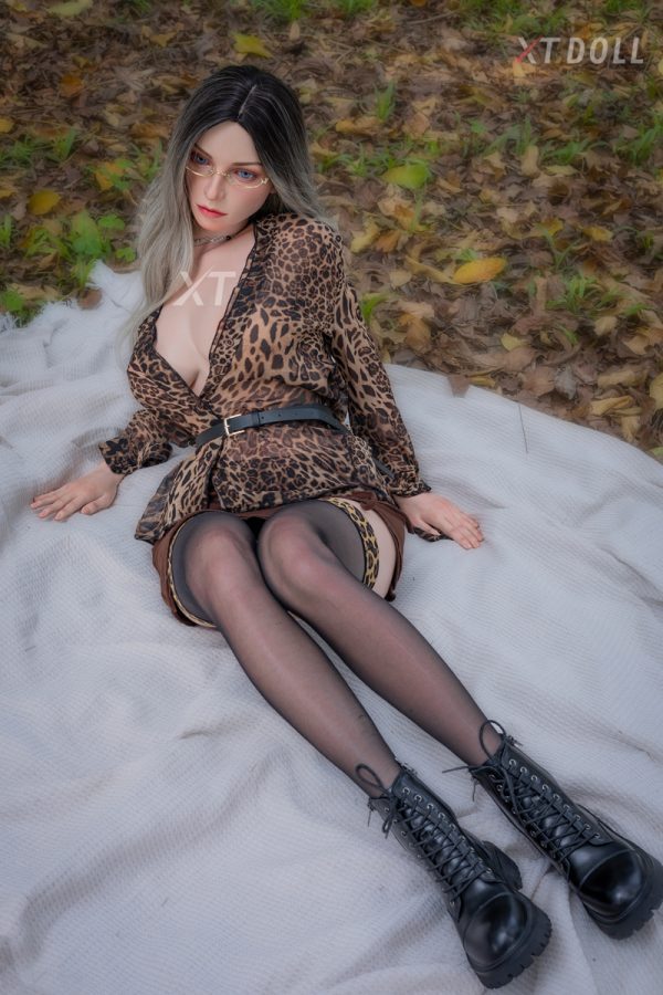 XT Doll Full Silicone 165 Cm E-Cup Melanie - Image 14